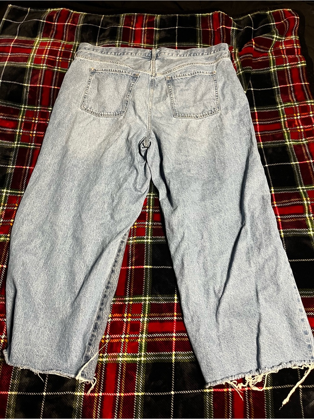 Light Blue Old Navy Women's Cropped Jeans Baggy Wide Leg Size 20! - Picture 2 of 3